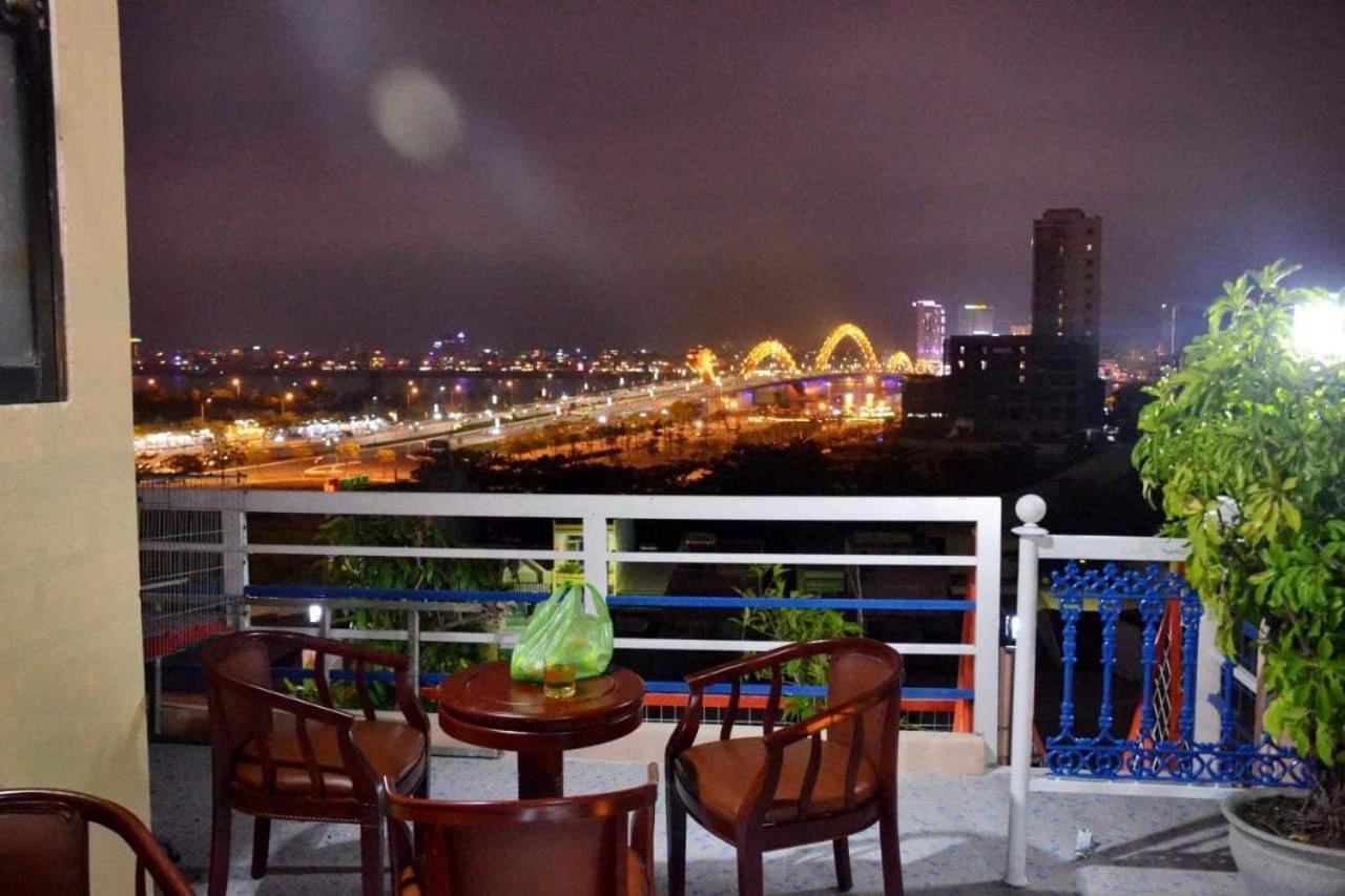 Cong Thuong Hotel Дананг Экстерьер фото