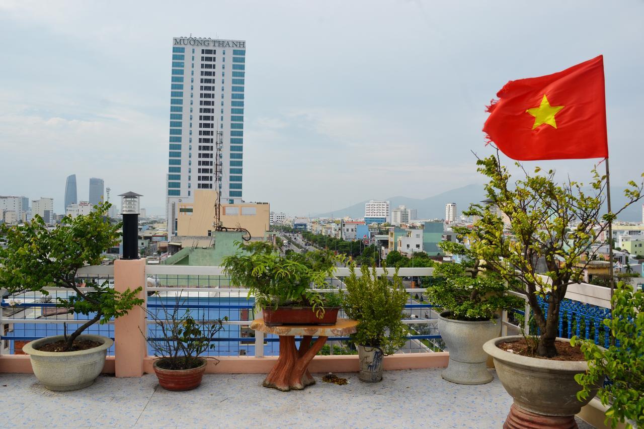Cong Thuong Hotel Дананг Экстерьер фото