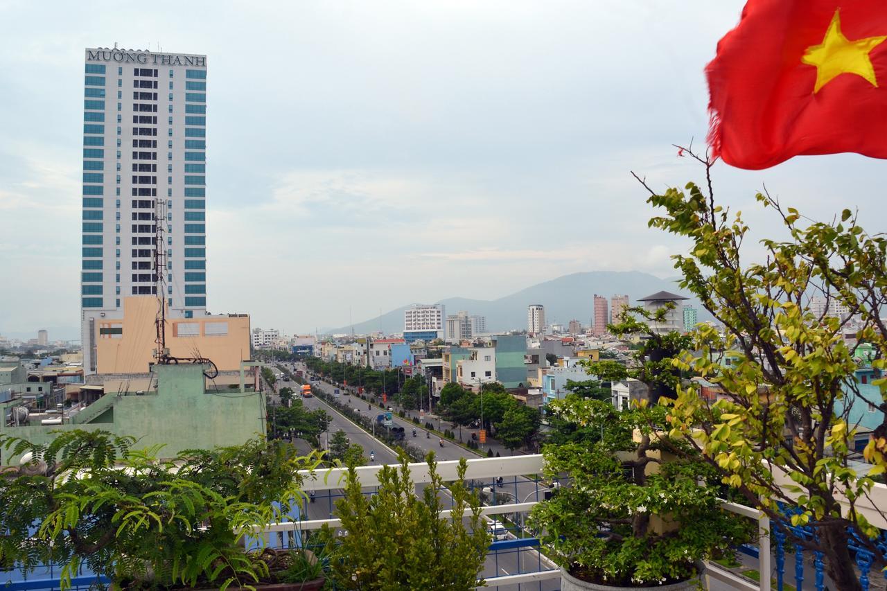 Cong Thuong Hotel Дананг Экстерьер фото