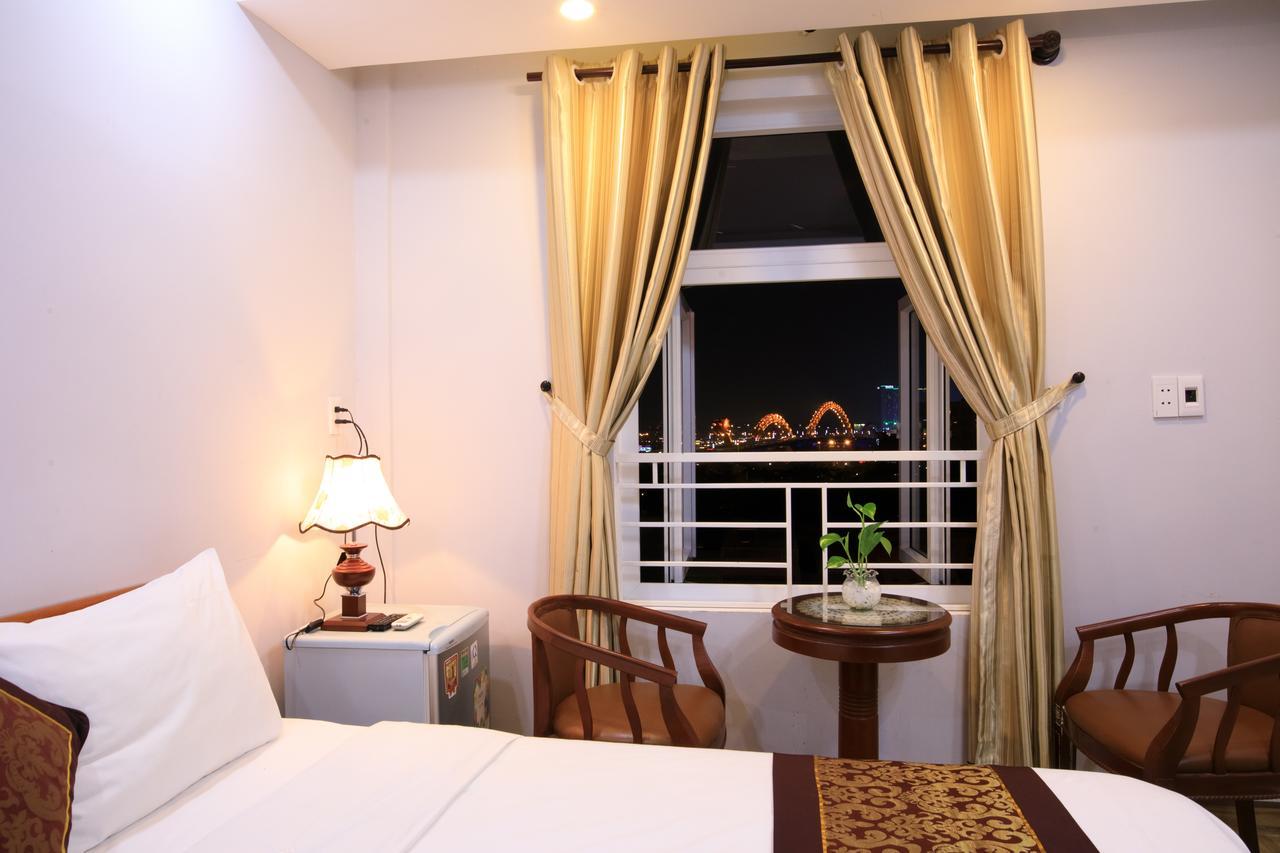 Cong Thuong Hotel Дананг Экстерьер фото