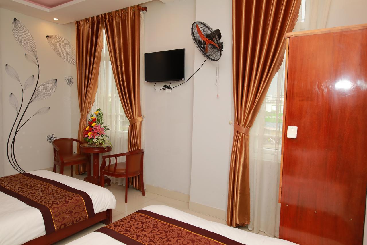 Cong Thuong Hotel Дананг Экстерьер фото
